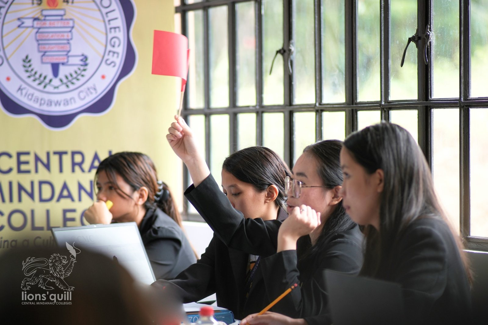 𝗖𝗠𝗖 𝗟𝗮𝘂𝗻𝗰𝗵𝗲𝘀 𝗥𝗘-𝗦𝗘𝗔𝗥𝗖𝗛 𝗙𝗘𝗦𝗧 𝟮𝟬𝟮𝟱: 𝗖𝗵𝗮𝗺𝗽𝗶𝗼𝗻𝗶𝗻𝗴 𝗥𝗲𝘀𝗽𝗼𝗻𝘀𝗶𝗯𝗹𝗲 𝗮𝗻𝗱 𝗘𝗻𝘁𝗿𝗲𝗽𝗿𝗲𝗻𝗲𝘂𝗿𝗶𝗮𝗹 𝗥𝗲𝘀𝗲𝗮𝗿𝗰𝗵 𝗳𝗼𝗿 𝗦𝘂𝘀𝘁𝗮𝗶𝗻𝗮𝗯𝗹𝗲 𝗦𝗼𝗹𝘂𝘁𝗶𝗼𝗻𝘀